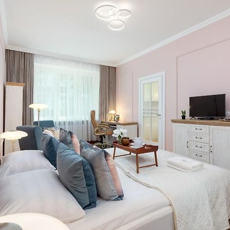 Luxurious & Unique Apartment Mickiewicza Cracow By Renters Prestige Krasków Exterior foto